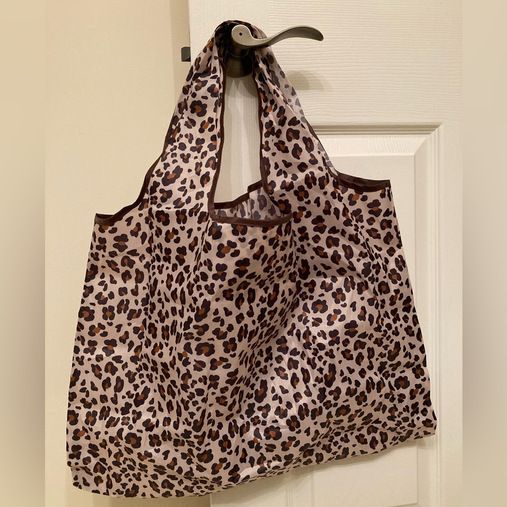 Leopard Print Reusable Folding Shopping Bag